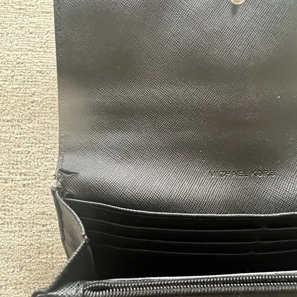 Michael Kors Black Signature Tote Shoulder Bag Purse with Matching Wallet